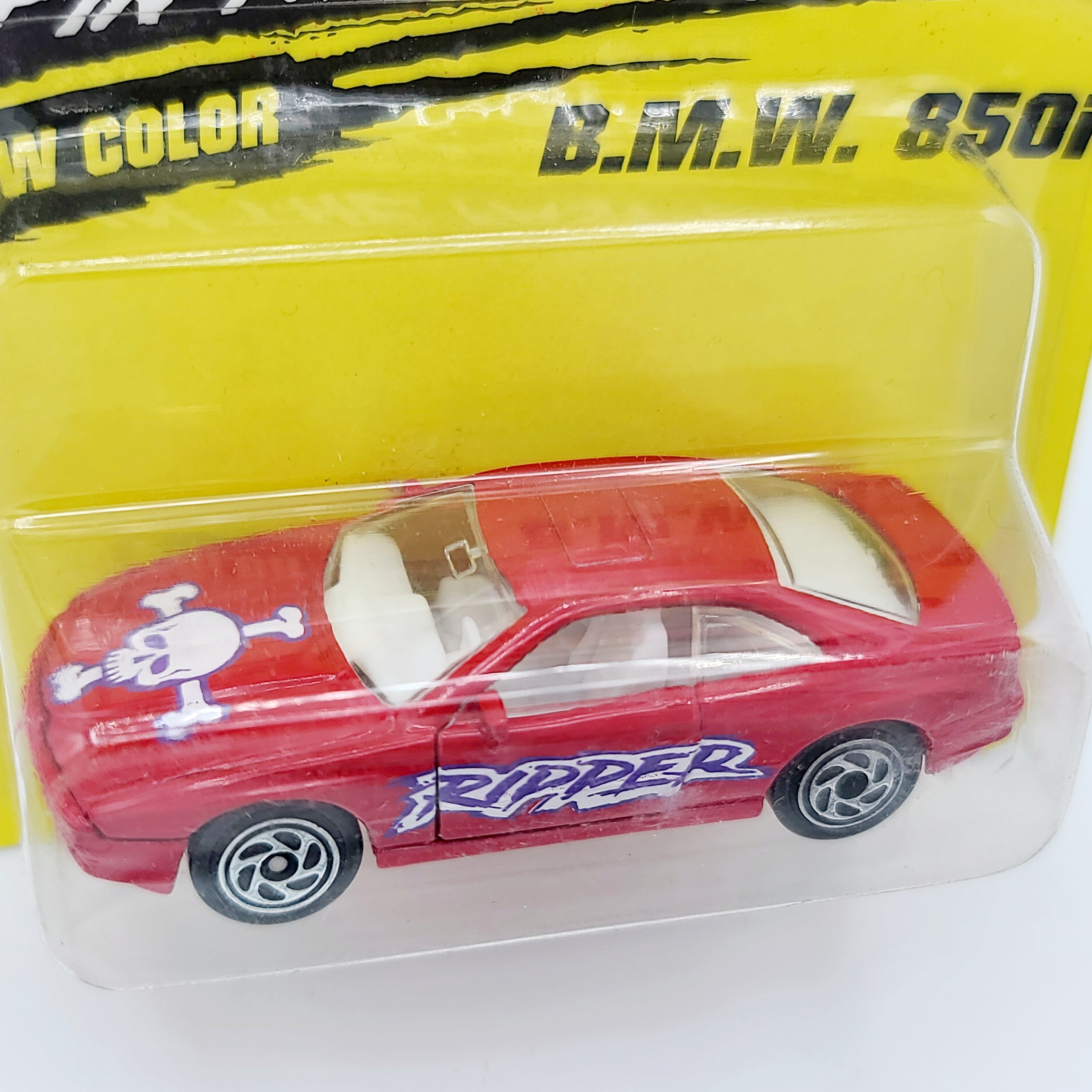 Matchbox BMW 850i "Ripper" (1994 MBX Basic 1-75)